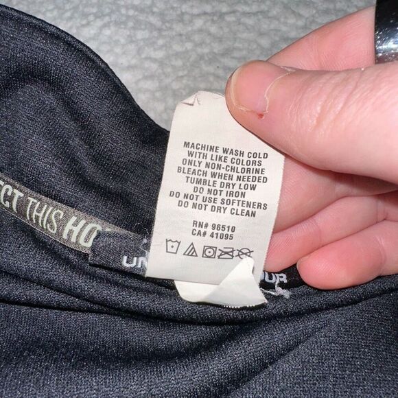 Under Armour Men’s Solid Black Full Zip Jacket Size XL EUC - Picture 8 of 12